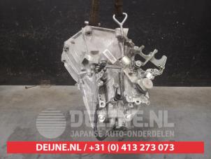 Suzuki Ignis Versnellingsbak O631736 foto 2