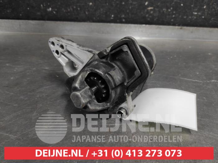 Gebruikte Startmotor Nissan Juke (F15) 1.2 DIG-T 16V Prijs € 35,00 Margeregeling aangeboden door V.Deijne Jap.Auto-onderdelen BV