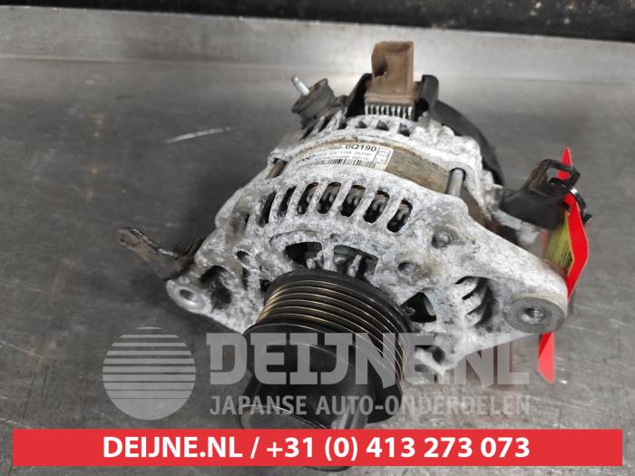 Gebruikte Dynamo Toyota Aygo (B40) 1.0 12V VVT-i Prijs € 50,00 Margeregeling aangeboden door V.Deijne Jap.Auto-onderdelen BV
