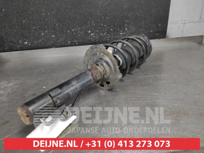 Toyota Aygo Schokdemperpoot links-voor O631899