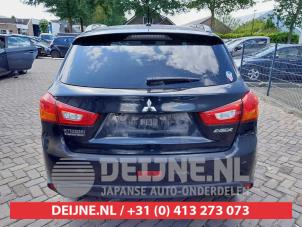 Mitsubishi ASX Tailgate reflector, right O631913 photo 3