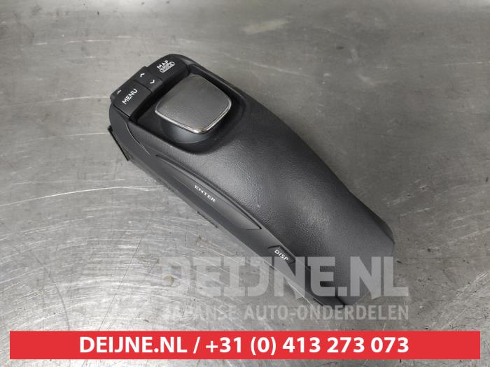 Lexus RX Regelunit Multi Media O631938