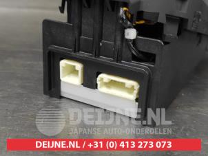 Lexus RX Regelunit Multi Media O631938 foto 3