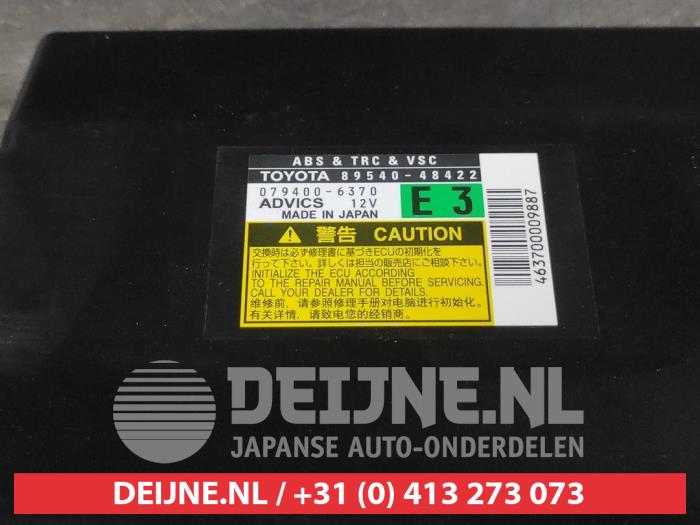 ABS Computer van een Lexus RX (L1) 450h V6 24V VVT-i 4x2 2010