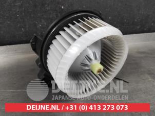 Lexus RX Kachel Ventilatiemotor O632008 foto 2