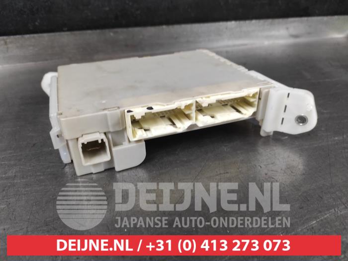 Lexus RX Sicherungskasten O632011