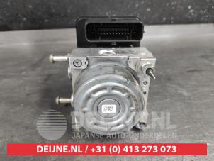 Mitsubishi Outlander ABS pump O632154 photo 3