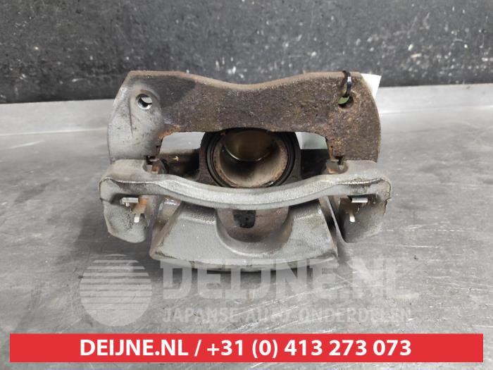 Toyota Auris Remklauw (Tang) links-voor O632182
