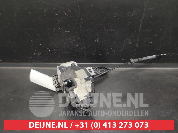 Kia Ceed Deurslot Mechaniek 4Deurs links-voor O632202