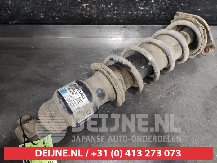 Subaru Legacy Stoßdämpferstrebe rechts hinten O632496