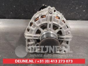 Gebruikte Alternator Nissan Juke (F16) 1.0 DIG-T 12V Prijs € 75,00 Margeregeling aangeboden door V.Deijne Jap.Auto-onderdelen BV