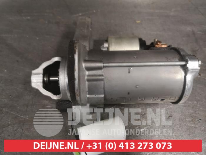 Gebruikte Startmotor Nissan Juke (F16) 1.0 DIG-T 12V Prijs € 75,00 Margeregeling aangeboden door V.Deijne Jap.Auto-onderdelen BV