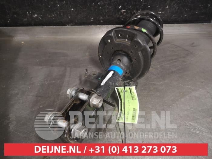Nissan Juke Front shock absorber rod, left O632568