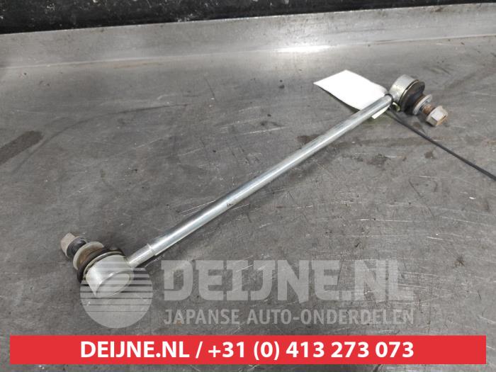 Toyota Auris Anti-roll bar guide O632702