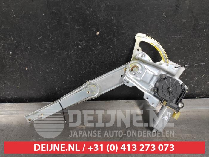 Toyota Yaris Ruitmechaniek 4Deurs rechts-voor O632746