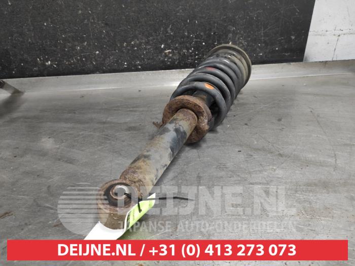 Kia Sorento Stoßdämpferstrebe links vorne O632770