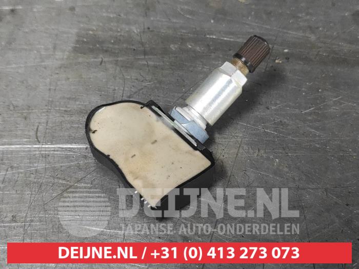 Suzuki Jimny Reifendrucksensor O632834