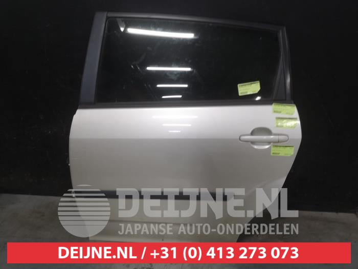 Toyota Corolla Verso Rear door 4-door, left O632861