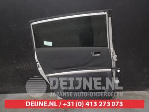 Toyota Corolla Verso Tür 4-türig links hinten O632861 foto 2
