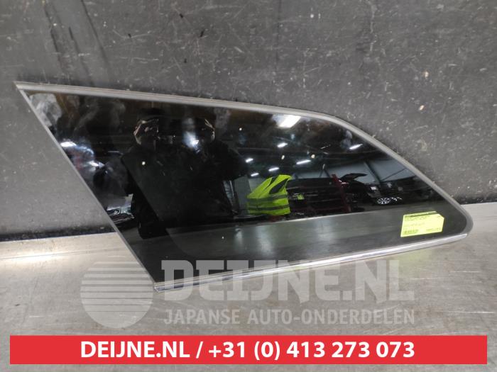 Toyota Auris Extra Ruit 4Deurs links-achter O633009