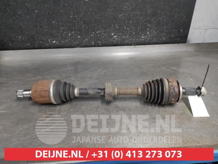 Gebruikte Steekas links-voor Honda Civic (FK/FN) 1.4 i-Dsi Prijs € 50,00 Margeregeling aangeboden door V.Deijne Jap.Auto-onderdelen BV