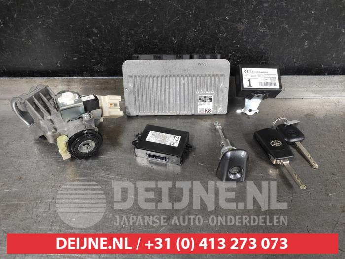 Toyota Yaris Zündschloss+Schlüssel O633634