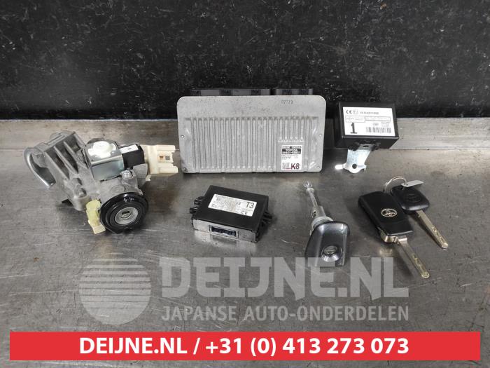 Toyota Yaris Schlossset Zylinder (komplett) O633635
