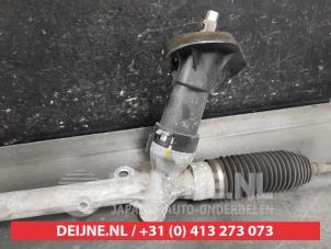 Mazda 2 Steering box O633271 photo 2
