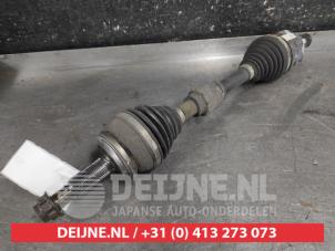 Gebruikte Homokineetas links-voor Lexus CT 200h 1.8 16V Prijs € 75,00 Margeregeling aangeboden door V.Deijne Jap.Auto-onderdelen BV