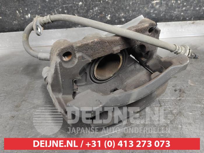 Suzuki Kizashi Bremszange links vorne O633716