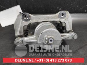 Kia Ceed Sportswagon Front brake calliper, left O633831 photo 2
