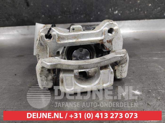 Kia Ceed Sportswagon Remklauw (Tang) links-achter O633833