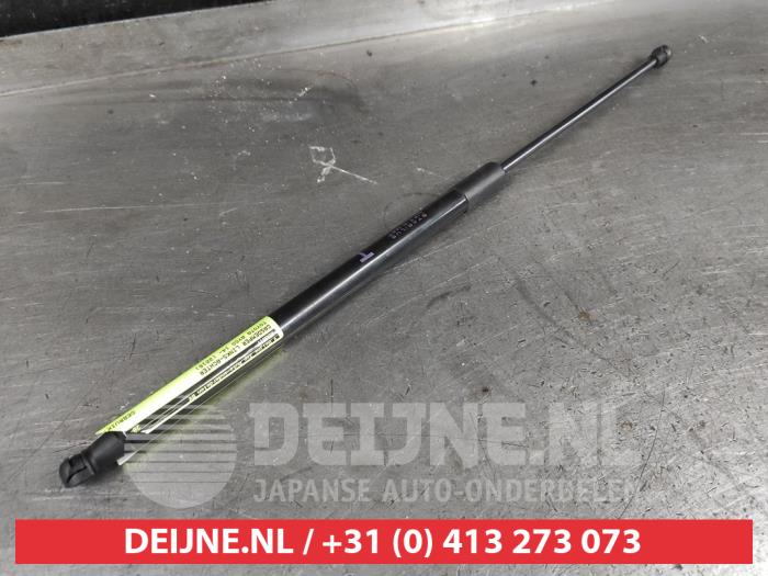 Toyota Aygo Gasdemper links-achter O634130