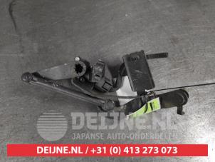 Nissan Qashqai Xenon height adjustment O634245 photo 2