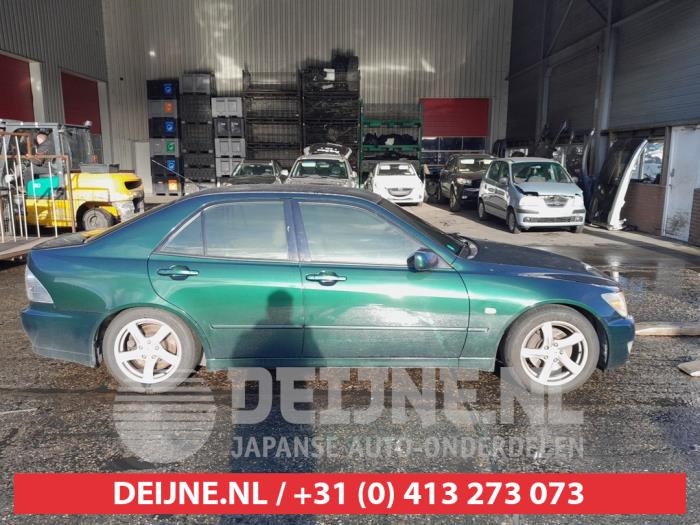 Lexus IS Portierruit 4Deurs rechts-voor O634281