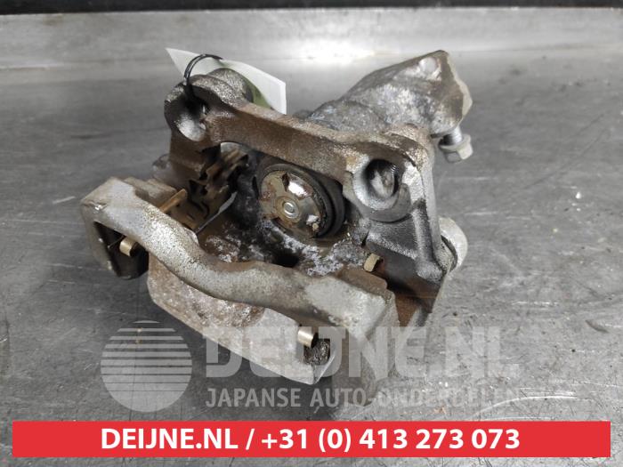 Suzuki Swift Remklauw (Tang) links-achter O634311