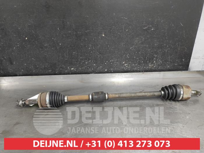 Gebruikte Steekas rechts-voor Hyundai i20 1.1 CRDi VGT 12V Prijs € 100,00 Margeregeling aangeboden door V.Deijne Jap.Auto-onderdelen BV