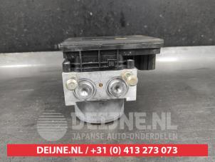 Suzuki Swift ABS pump O634410 photo 2