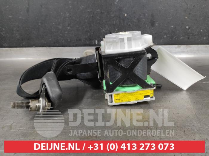 Toyota Yaris Veiligheidsgordel rechts-voor O634595
