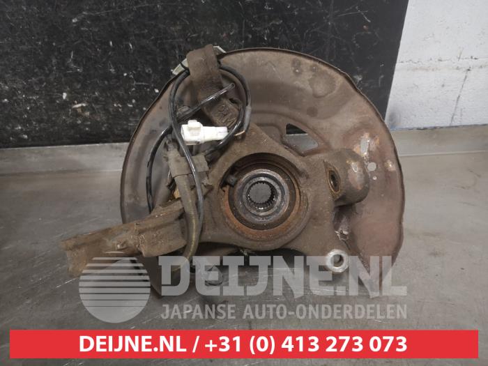 Toyota Yaris Fusee rechts-voor O634609