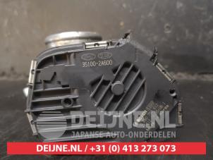 Hyundai I20 Gasklephuis O634663 foto 3
