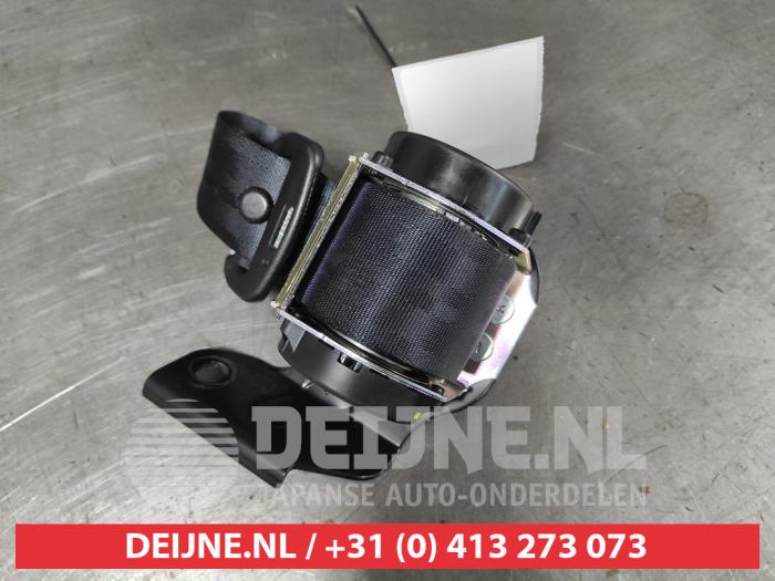 Mitsubishi Space Star Veiligheidsgordel rechts-achter O634759