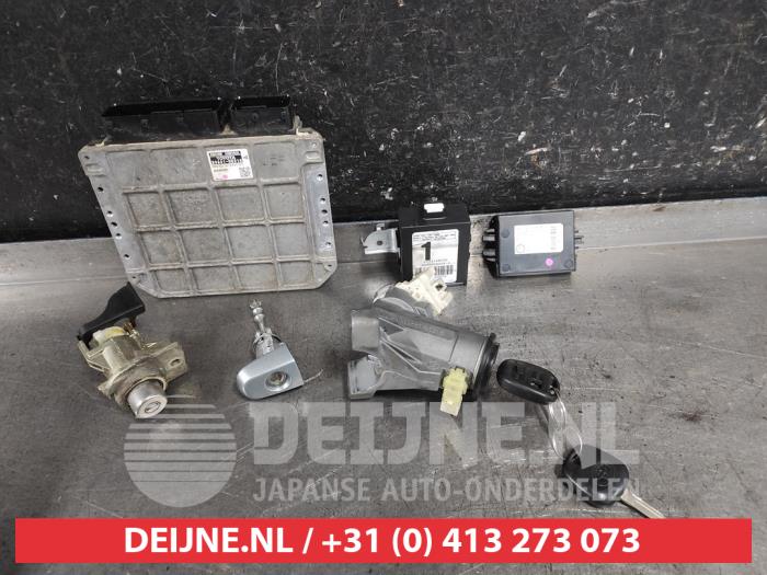 Toyota Yaris Steuergerät Motormanagement O634891