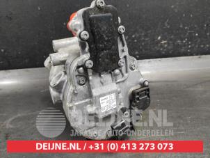 Nissan Leaf Klimapumpe O635050 foto 3
