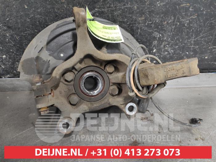 Nissan Leaf Fusee links-voor O635062