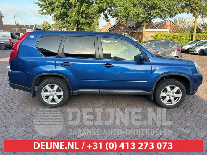 Nissan X-Trail Front door 4-door, right O635114