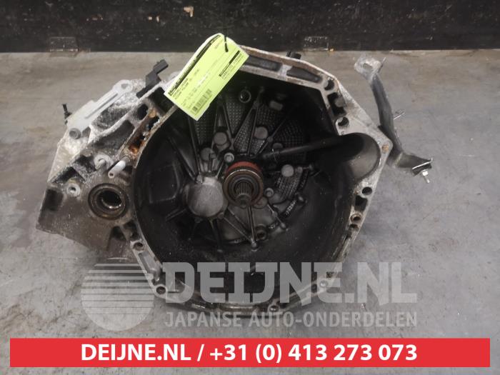 Nissan Pulsar Gearbox O635161