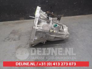 Nissan Pulsar Getriebe O635161 foto 2