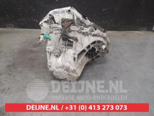 Nissan Pulsar Getriebe O635161 foto 3