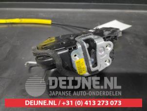 Kia Stonic Deurslot Mechaniek 4Deurs links-voor O635181 foto 2